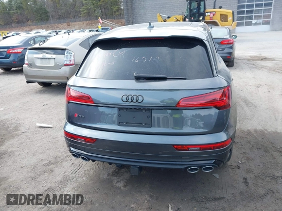 2021 Audi SQ5 Premium Plus with VIN WA1B4AFY7M2011453, listed as a IAAI auction lot 41768561 with 45,596 mi miles. Bid and sale history available at carsss.com. Image 16.
