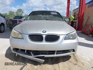 2007 BMW 5 Series 530i with VIN WBANE73557CM52488, listed as a IAAI auction lot 41931344 with 109,254 mi miles. Bid and sale history available at carsss.com. Image 6.