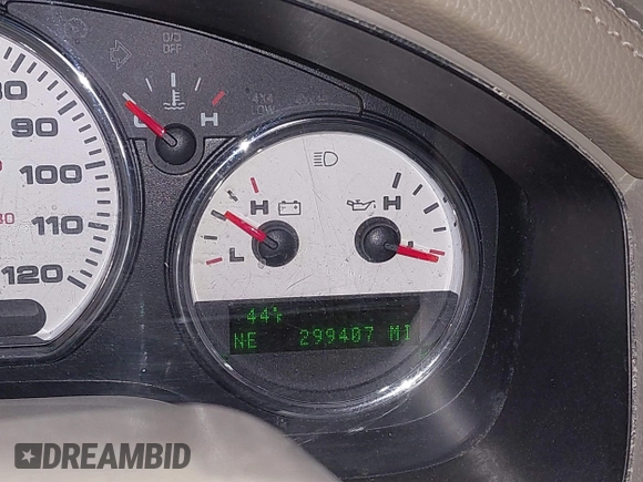 2004 Ford F-150 XLT with VIN 1FTRX12594KD77602, listed as a IAAI auction lot 41482440 with 299,407 mi miles. Bid and sale history available at carsss.com. Image 15.