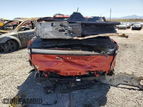 2023 Rivian R1T Adventure z VIN 7FCTGAAA7PN021988, wystawiony jako Copart lot #47435875 z przebiegiem Nie podano mil oraz Szkoda całkowita • Salvage title. Historia ofert i sprzedaży dostępna na DreamBid. Obrazek 6.