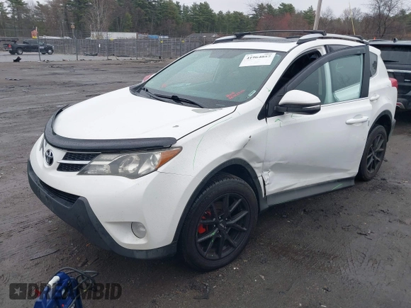 2013 Toyota RAV4 XLE with VIN 2T3RFREV1DW061485, listed as a IAAI auction lot 41964057 with 243,647 mi miles. Bid and sale history available at carsss.com. Image 17.