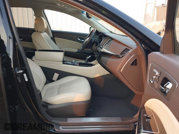 2016 Kia K900 Luxury z VIN KNALU4D33G6032619, wystawiony jako IAAI lot #41307044 z przebiegiem 43 242 mil mil oraz . Historia ofert i sprzedaży dostępna na DreamBid. Obrazek 5.