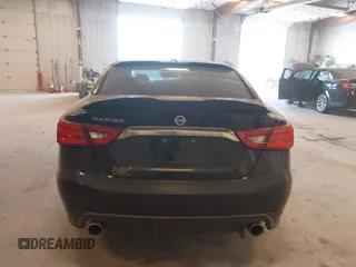 2016 Nissan Maxima SL z VIN 1N4AA6AP6GC393291, wystawiony jako IAAI lot #42104381 z przebiegiem 88 154 mil mil oraz . Historia ofert i sprzedaży dostępna na DreamBid. Obrazek 16.