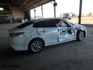 2018 Kia Optima EX with VIN 5XXGU4L34JG270588, listed as a Copart auction lot 46509305 with 53,233 mi miles and Salvage Title. Bid and sale history available at carsss.com. Image 3.