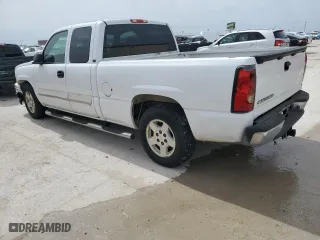 2007 Chevrolet Silverado 1500 Classic LT1 with VIN 1GCEC19Z27Z169981, listed as a Copart auction lot 43178995 with 225,986 mi miles and Salvage Title. Bid and sale history available at carsss.com. Image 2.