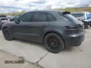 2018 Porsche Macan GTS z VIN WP1AG2A5XJLB62156, wystawiony jako Copart lot #55142585 z przebiegiem 71 418 mil mil oraz Szkoda całkowita • Salvage title. Historia ofert i sprzedaży dostępna na DreamBid. Obrazek 2.
