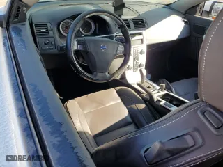 2013 Volvo C70 T5 with VIN YV1672MC9DJ140709, listed as a Copart auction lot 75101684 with 0 mi miles and Non Repairable. Bid and sale history available at carsss.com. Image 8.