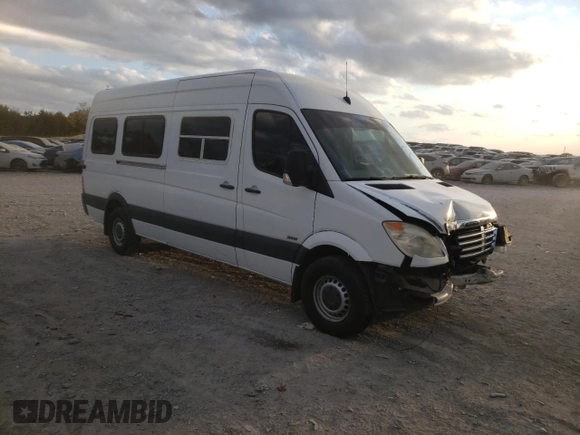 2008 Freightliner Sprinter with VIN WDYPE845985332140, listed as a Copart auction lot 78522104 with 298,467 mi miles and Non Repairable. Bid and sale history available at DreamBid. Image 4.