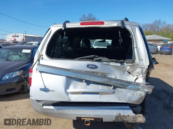 2015 Ford Expedition Max Limited с VIN 1FMJK2ATXFEF18188, выставлен на аукционе IAAI как лот 41898230 с пробегом 120 000 миль миль и . История ставок и продаж доступна на DreamBid. Изображение 16.