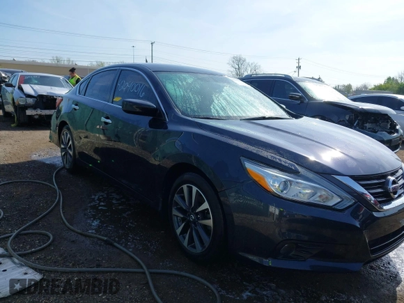 2016 Nissan Altima SR with VIN 1N4AL3AP1GC204703, listed as a IAAI auction lot 42040016 with 88,304 mi miles and . Bid and sale history available at DreamBid. Image 1.
