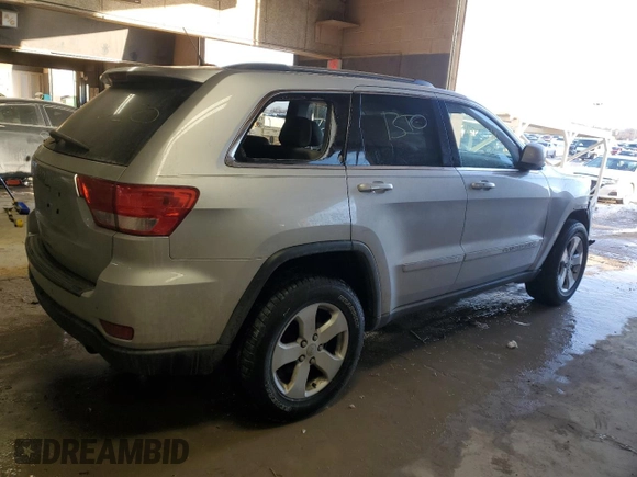 2011 Jeep Grand Cherokee Laredo with VIN 1J4RR4GG5BC538342, listed as a Copart auction lot 88694505 with Not Provided miles and Clean Title. Bid and sale history available at carsss.com. Image 3.