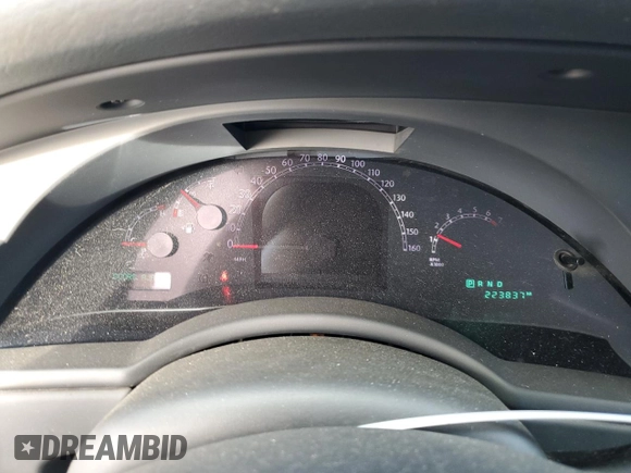 2008 Chrysler Pacifica Touring with VIN 2A8GF68XX8R611990, listed as a Copart auction lot 76810644 with 223,837 mi miles and Salvage title. Bid and sale history available at DreamBid. Image 9.