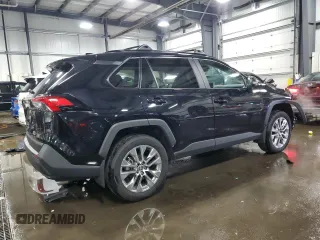 2024 Toyota RAV4 XLE Premium z VIN 2T3A1RFV0RC481791, wystawiony jako Copart lot #59015185 z przebiegiem 9 383 mil mil oraz Szkoda całkowita • Salvage title. Historia ofert i sprzedaży dostępna na DreamBid. Obrazek 3.