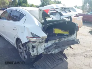 2014 Acura ILX Tech Pkg with VIN 19VDE1F76EE004171, listed as a IAAI auction lot 41134838 with 269,683 mi miles. Bid and sale history available at carsss.com. Image 6.