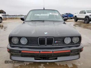 1991 BMW M3 z VIN WBSAK0310MAE34501, wystawiony jako Copart lot #45642275 z przebiegiem 129 936 mil mil oraz Czysty tytuł • Clean title. Historia ofert i sprzedaży dostępna na DreamBid. Obrazek 5.
