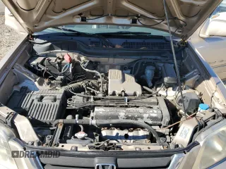2001 Honda CR-V SE with VIN JHLRD18781S020802, listed as a Copart auction lot 77175004 with 208,000 mi miles and Salvage Title. Bid and sale history available at carsss.com. Image 12.