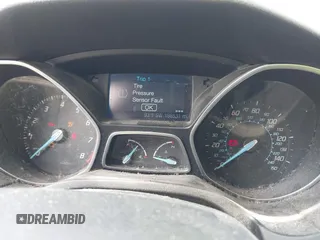 2012 Ford Focus SE с VIN 1FAHP3F25CL354274, выставлен на аукционе IAAI как лот 42560802 с пробегом 198 531 миль миль и . История ставок и продаж доступна на DreamBid. Изображение 7.