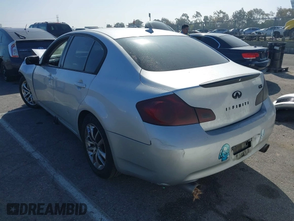 2008 Infiniti G35 Journey with VIN JNKBV61E78M221332, listed as a IAAI auction lot 41637037 with 127,403 mi miles. Bid and sale history available at carsss.com. Image 3.