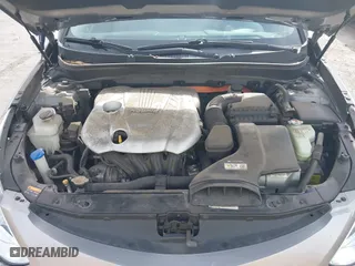 2013 Hyundai Sonata Hybrid with VIN KMHEC4A42DA089524, listed as a IAAI auction lot 41233221 with 114,636 mi miles. Bid and sale history available at carsss.com. Image 10.