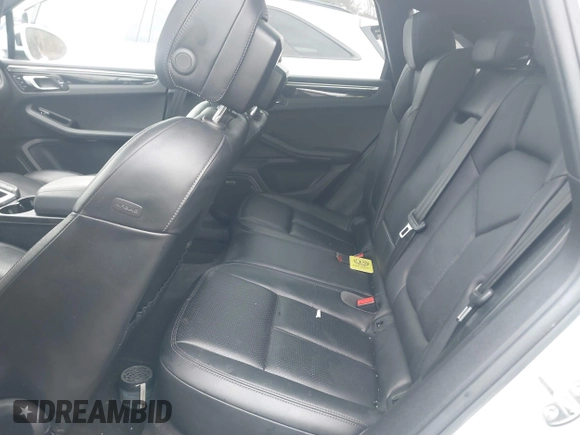 2018 Porsche Macan with VIN WP1AA2A56JLB18768, listed as a IAAI auction lot 41653261 with 56,993 mi miles. Bid and sale history available at carsss.com. Image 8.