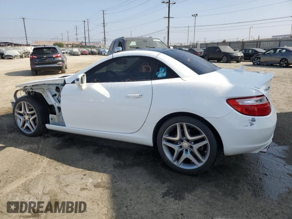2014 Mercedes-Benz SLK-Class SLK 250 with VIN WDDPK4HA5EF075252, listed as a Copart auction lot 69894144 with 124,204 mi miles and Salvage Title. Bid and sale history available at carsss.com. Image 2.