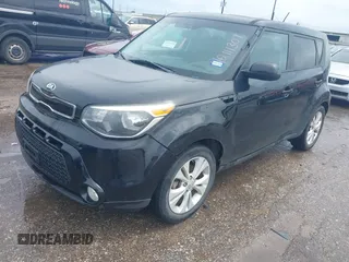 2016 Kia Soul + with VIN KNDJP3A57G7332255, listed as a IAAI auction lot 42111301 with 138,115 mi miles. Bid and sale history available at carsss.com. Image 2.