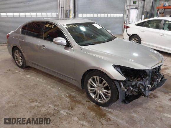 2013 Hyundai Genesis 3.8L with VIN KMHGC4DD5DU250581, listed as a IAAI auction lot 41531115 with 1 mi miles. Bid and sale history available at carsss.com. Image 1.