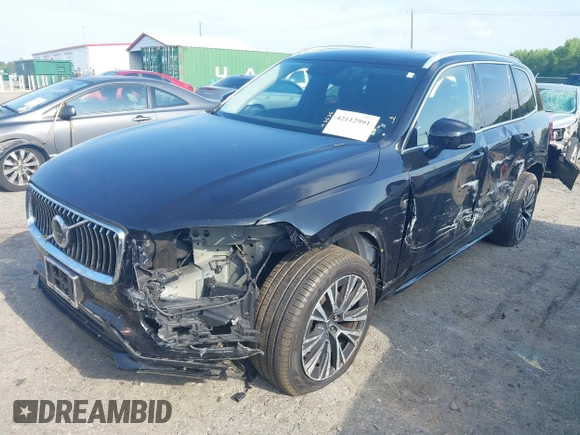 2022 Volvo XC90 Momentum z VIN YV4A221K7N1781589, wystawiony jako IAAI lot #42112991 z przebiegiem 47 342 mil mil oraz . Historia ofert i sprzedaży dostępna na DreamBid. Obrazek 2.