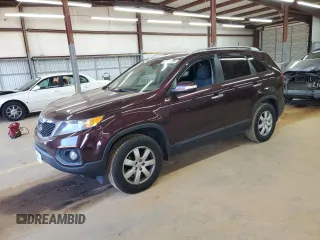 2013 Kia Sorento LX with VIN 5XYKT3A64DG385230, listed as a Copart auction lot 48895795 with 177,490 mi miles and Salvage Title. Bid and sale history available at carsss.com. Image 1.