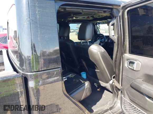2020 Jeep Gladiator Overland with VIN 1C6HJTFG2LL149056, listed as a IAAI auction lot 41524168 with 113,503 mi miles and . Bid and sale history available at DreamBid. Image 8.