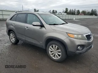 2011 Kia Sorento EX with VIN 5XYKUDA2XBG090551, listed as a Copart auction lot 51905645 with 192,958 mi miles and Clean Title. Bid and sale history available at carsss.com. Image 4.