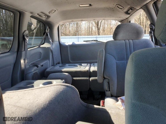 2003 Toyota Sienna LE with VIN 4T3ZF13C03U514917, listed as a Copart auction lot 88355355 with 146,050 mi miles and Salvage Title. Bid and sale history available at carsss.com. Image 10.