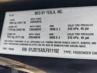 2020 Tesla Model 3 Standard Range Plus z VIN 5YJ3E1EA3LF611152, wystawiony jako IAAI lot #42256503 z przebiegiem 78 633 mil mil oraz . Historia ofert i sprzedaży dostępna na DreamBid. Obrazek 9.