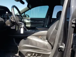 2020 Cadillac XT6 FWD Premium Luxury z VIN 1GYKPCRS9LZ126510, wystawiony jako Copart lot #58240585 z przebiegiem 57 156 mil mil oraz Szkoda całkowita • Salvage title. Historia ofert i sprzedaży dostępna na DreamBid. Obrazek 7.