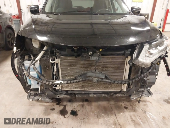 2017 Nissan Rogue SL with VIN 5N1AT2MV0HC757919, listed as a IAAI auction lot 42010409 with 122,089 mi miles. Bid and sale history available at carsss.com. Image 6.