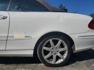 2007 Mercedes-Benz CLK 350 with VIN WDBTK56F07T081699, listed as a Copart auction lot 75715594 with 93,349 mi miles and Salvage Title. Bid and sale history available at DreamBid. Image 12.