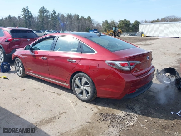 2017 Hyundai Sonata Hybrid Limited with VIN KMHE34L34HA069592, listed as a IAAI auction lot 41776804 with 139,513 mi miles. Bid and sale history available at carsss.com. Image 3.