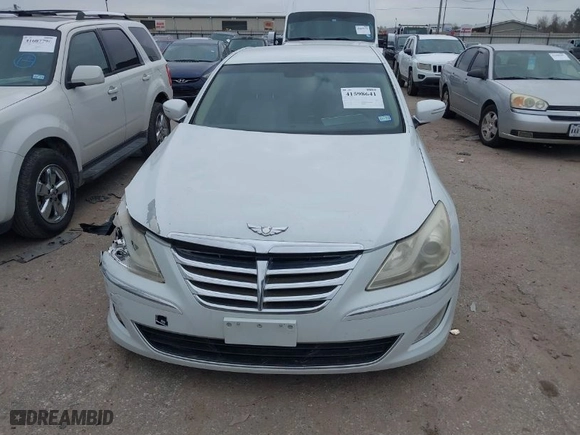 2013 Hyundai Genesis 3.8L with VIN KMHGC4DD5DU243646, listed as a IAAI auction lot 41598641 with 196,229 mi miles. Bid and sale history available at carsss.com. Image 12.