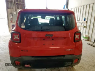 2017 Jeep Renegade Trailhawk with VIN ZACCJBCB1HPF32155, listed as a Copart auction lot 59960535 with 98,286 mi miles and Salvage title. Bid and sale history available at DreamBid. Image 6.