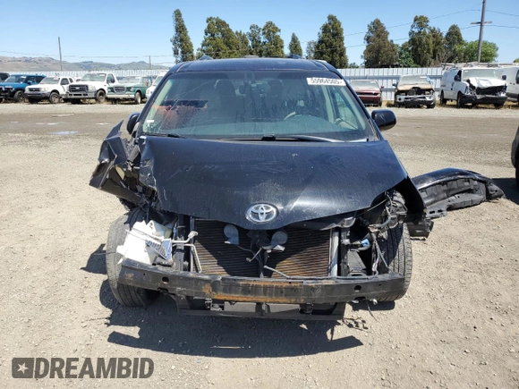 2012 Toyota Sienna XLE AAS z VIN 5TDYK3DC0CS259964, wystawiony jako Copart lot #55964505 z przebiegiem 161 119 mil mil oraz Szkoda całkowita • Salvage title. Historia ofert i sprzedaży dostępna na DreamBid. Obrazek 5.
