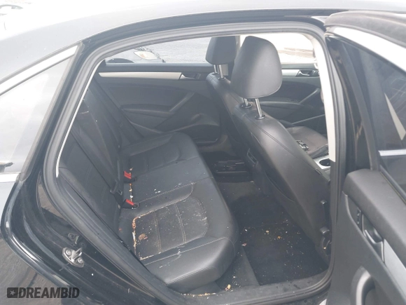 2013 Volkswagen Passat SE w/Sunroof with VIN 1VWBH7A31DC113637, listed as a IAAI auction lot 41854340 with 188,606 mi miles. Bid and sale history available at carsss.com. Image 8.