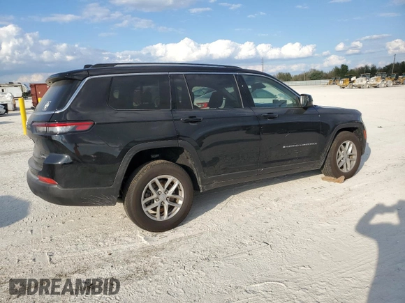 2023 Jeep Grand Cherokee Laredo z VIN 1C4RJKAG3P8873510, wystawiony jako Copart lot #44617535 z przebiegiem 15 685 mil mil oraz Szkoda całkowita • Salvage title. Historia ofert i sprzedaży dostępna na DreamBid. Obrazek 3.