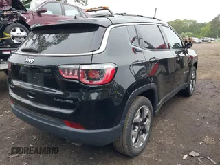 2020 Jeep Compass Limited with VIN 3C4NJDCB4LT155374, listed as a IAAI auction lot 42437611 with 43,867 mi miles and . Bid and sale history available at DreamBid. Image 4.