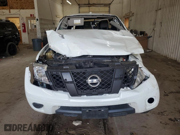 2017 Nissan Frontier SV z VIN 1N6AD0EV5HN763947, wystawiony jako Copart lot #49163685 z przebiegiem 77 135 mil mil oraz Nie do naprawy • Non repairable. Historia ofert i sprzedaży dostępna na DreamBid. Obrazek 5.