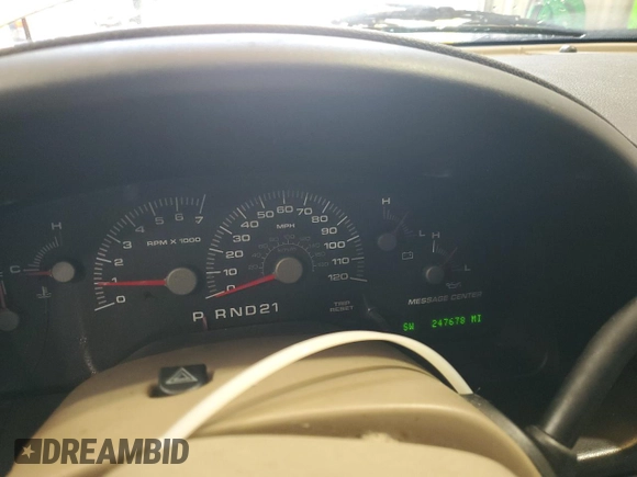 2003 Ford Expedition Eddie Bauer с VIN 1FMEU17WX3LA35623, выставлен на аукционе Copart как лот 59040855 с пробегом 247 678 миль миль и Списание • Salvage title. История ставок и продаж доступна на DreamBid. Изображение 9.