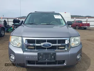 2008 Ford Escape XLT with VIN 1FMCU93178KD40865, listed as a IAAI auction lot 42007729 with 223,192 mi miles. Bid and sale history available at carsss.com. Image 6.