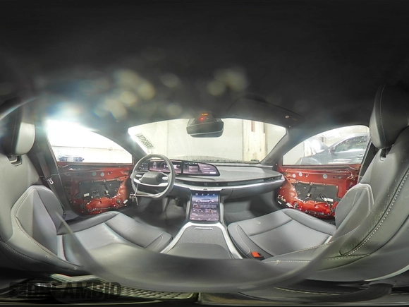 2024 Lucid Air Touring z VIN 50EA1TEA5RA004570, wystawiony jako Copart lot #85683174 z przebiegiem 3595 mil mil oraz Szkody całkowita. Historia ofert i sprzedaży dostępna na DreamBid. Obrazek 15.