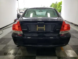 2006 Volvo S60 2.5L Turbo z VIN YV1RS592862522496, wystawiony jako Copart lot #56449405 z przebiegiem 159 333 mil mil oraz Szkody całkowita. Historia ofert i sprzedaży dostępna na DreamBid. Obrazek 6.