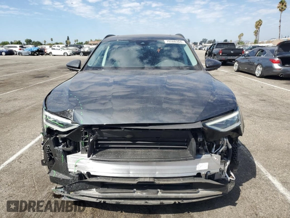 2023 Audi e-tron Premium with VIN WA1AAAGE1PB025748, listed as a Copart auction lot 70300304 with 3,798 mi miles and Salvage Title. Bid and sale history available at carsss.com. Image 5.