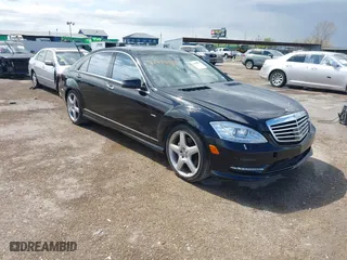 2012 Mercedes-Benz S-Class S 550 with VIN WDDNG7DB3CA422385, listed as a IAAI auction lot 41909868 with 123,021 mi miles. Bid and sale history available at carsss.com. Image 1.